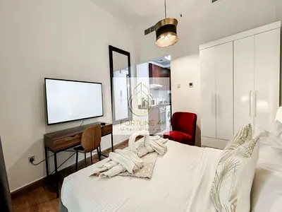 Fully Furnished | Upgraded Studio| Marina View