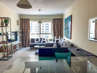 Vacant | High Floor | Partially Renovated