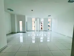 Luxurious 3BHK | Free parking | Master bedroom