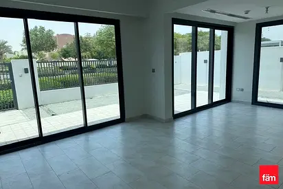 Ready to move | Close to Park | Single Row
