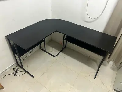 L-shaped Black Corner Computer Desk - Metal Frame, Good Condition