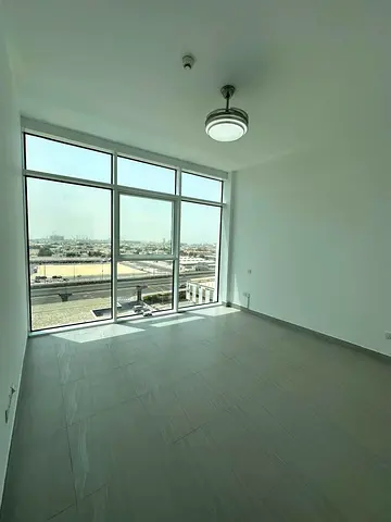 Luxury 2 BR | Prime Location | Dubai Frame View