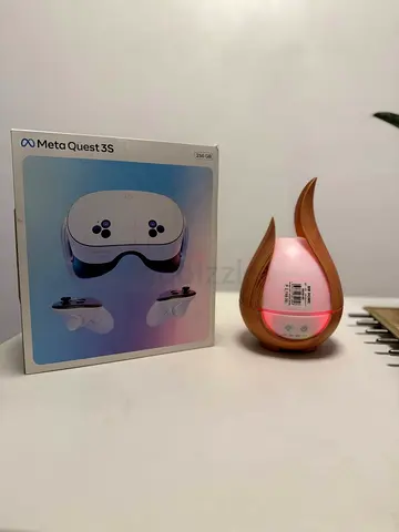 Meta Quest 3 (256GB) VR Headset - Sealed Box