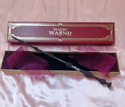 Elder wand with box