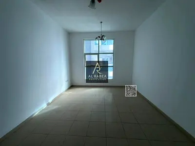 موقع استراتيجي -سعر مميز-تصميم عصري-قريبه من محطه الباص والخدمات