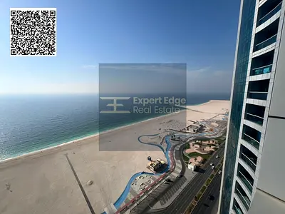شقة فاخرة بغرفتي نوم للإيجار في برج كورنيش عجمان السكني | إطلالة كاملة على البحر، شرفتان، خزائن ملابس، موقف سيارات مجاني