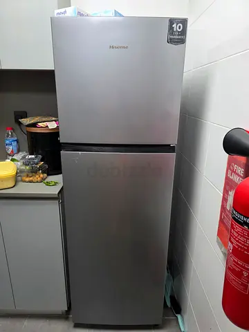 Hisense top-freezer refrigerator 328Ltr Double Door- As good as new. 2years old