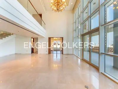 Penthouse | Expansive Terrace | Exceptional Space