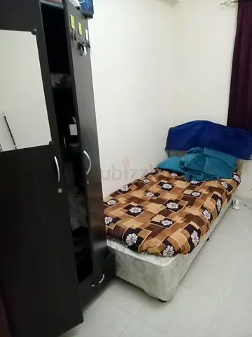 Private room with sharing washroom for 2 working ladies or couple