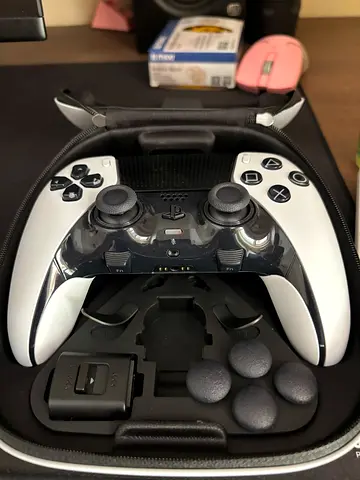 PS5 PRO controller