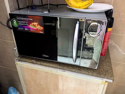 microwave oven