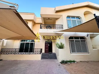 LARGE 4BR+MAIDS SMALL PRIVATE GARDEN SEMI DETACHED VILLA