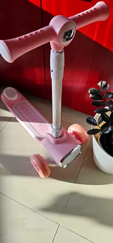 Convertible 3-in-1 Kids Scooter — Pink, Adjustable Handle  Safety Ring