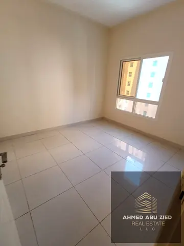 ارقي وافضل غرفتين وصاله مع جيم ومسبح فري /بلكونه باطلاله مفتوحه/لوكيشن مميز جدا علي شارع الشيخ خليفه وقريب من الخدمات/سعر مميز جدا /تسهيلات في الدفعات
