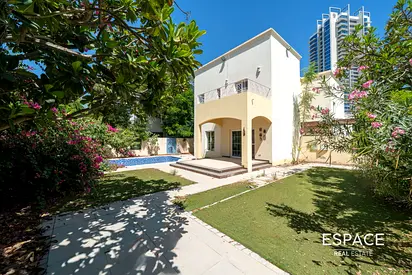 Best Layout | Prime Location | Vacant 3BR