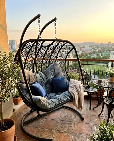 Swing chair