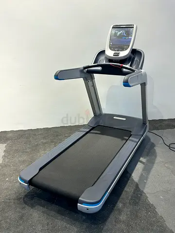 Precor TRM 885 treadmill
