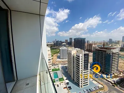 Furnished , Vacant in June , 4 payments