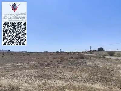 ثلاث قطع أراضٍ سكنية للبيع في عجمان - المنامة 9، متجاورة