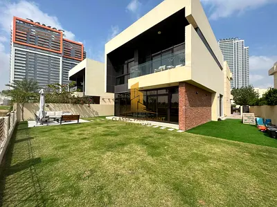BIGGEST PLOT | LANDSCAPED GARDEN | VACANT