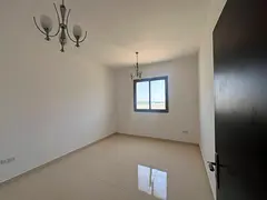 Master bedroom – behind the main house, 2 bathrooms, separate living room, central air conditionin