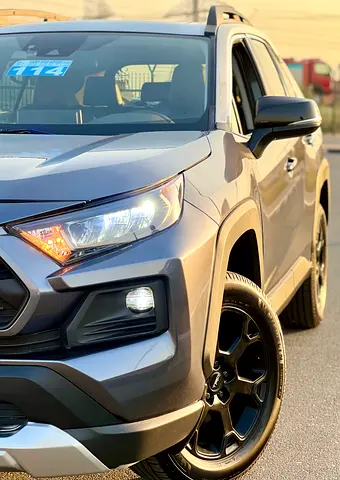 صورة 17 لـ 2021 Toyota RAV 4