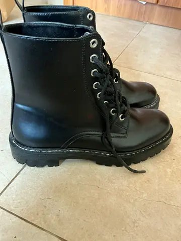 Black lace-up combat boots, never used