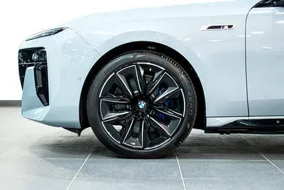 2026 BMW I7 — фото 3
