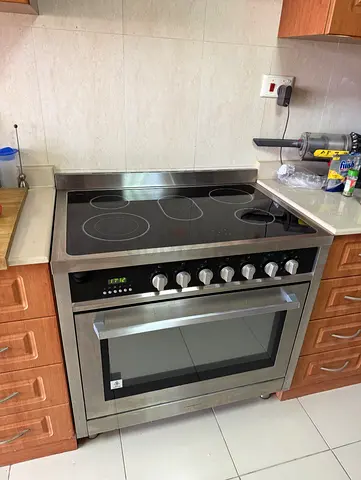Campomatic dual fan 5 Eyes full electric ceramic cooker Range size 90cm Exellent Condition