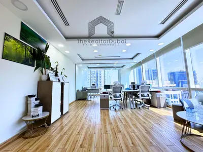 Canal View | Corner Unit | Vacant Upon Sale