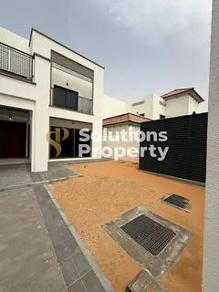 Good Price | Luxury 4BR Villa | Big Layout | Ready