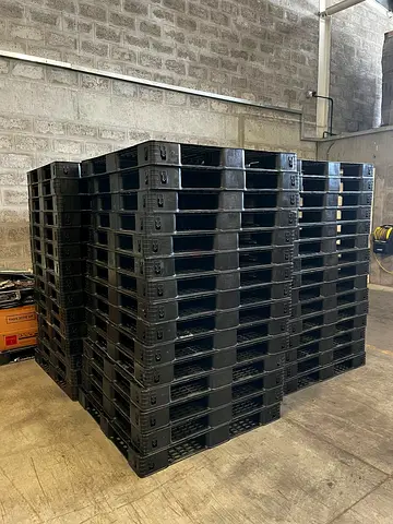 RAK plastic pallets used