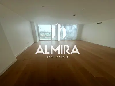 Community View | Elegant 2BR+M | Beach Access