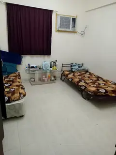 Private room with sharing washroom for 2 working ladies or couple.