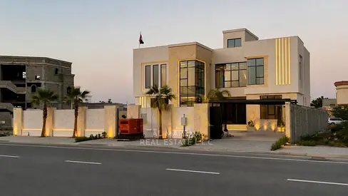 اغتنم الفرصة وامتلك فيلا فاخرة من6 غرف نوم تصميمات مودرن بتشطيبات راقية في منطقة الياسمين التي تعد إحدى أجمل وأهدأ مناطق عجمان حيث تشمل جميع الخدمات ا