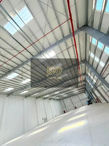 Warehouse close to main roads | Easy access | Industrial area | Ideal for storage and light manufacturing
