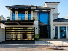 5 BR Villa I Stunning Sea View I Premium Property