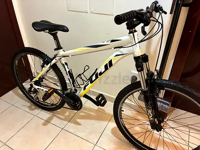 Fuji Nevada 26inch Medium Frame MTB