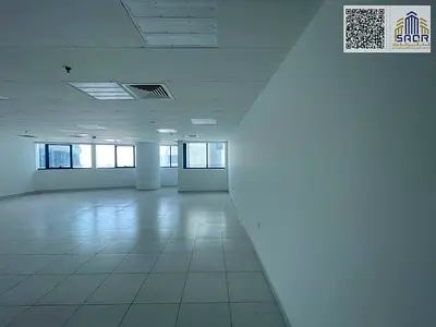 Office for annual rent in a distinguished tower, prime commercial location suitable for all businesses..