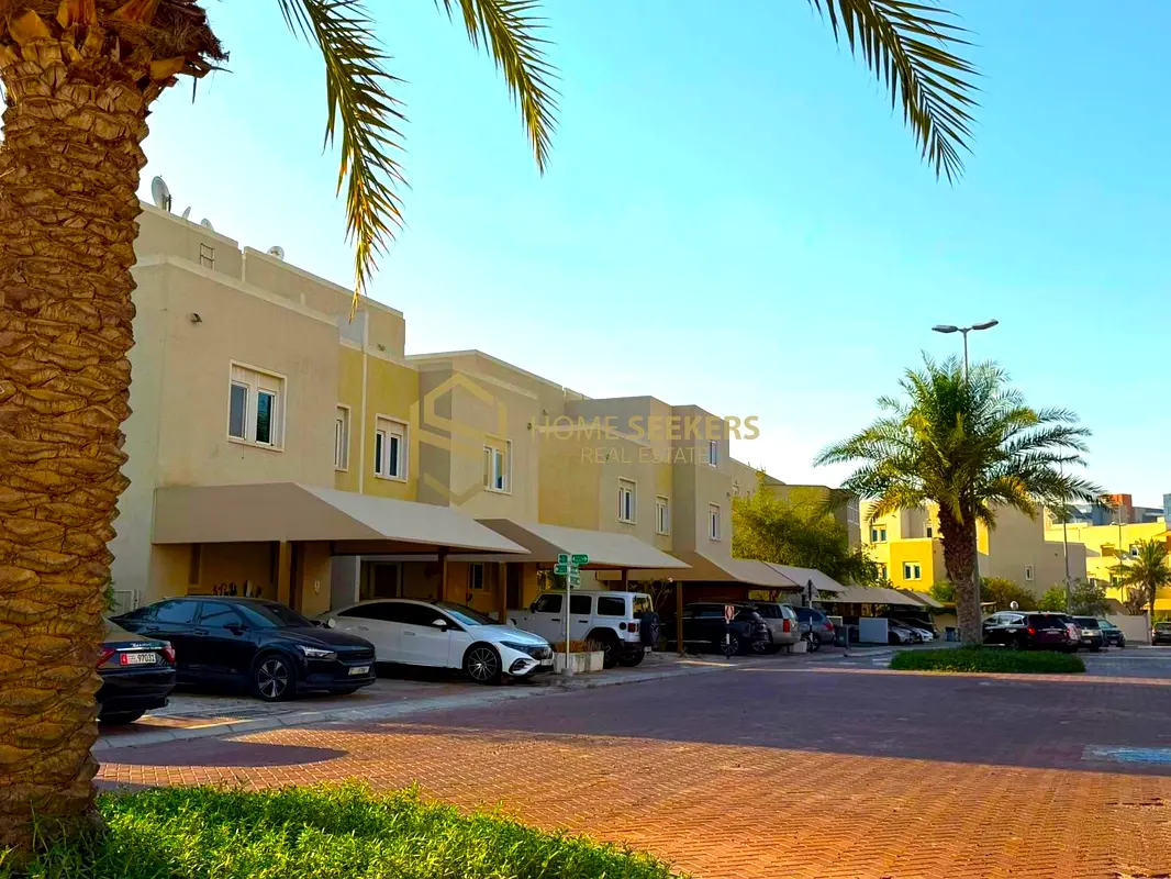Hot Deal | Book Now | Semi Signal Row