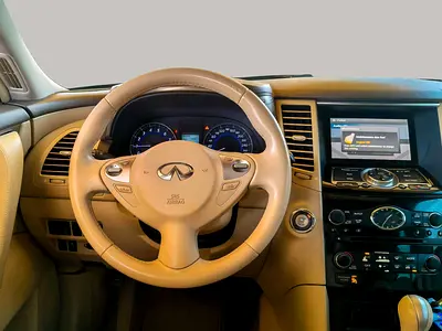 صورة 10 لـ 2016 Infiniti QX70