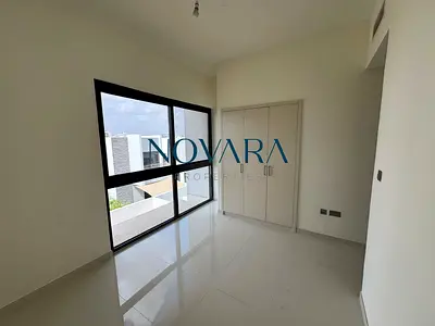 GENUINE RESALE |Like NEW | 3BR+MAID | SPACIOUS LAYOUT R2M | UNFURNISHED - RENTED