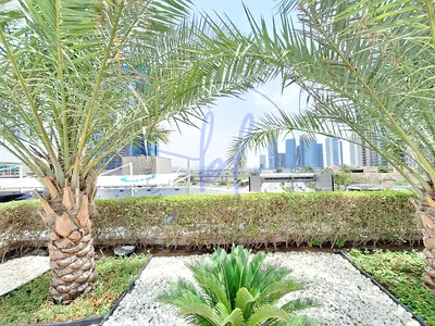 Sweeping City Panorama | Oversized APT | Turnkey