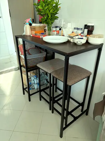 Bar table