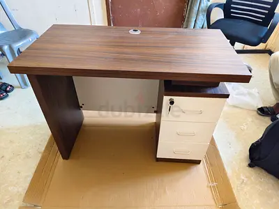 Size 100*50 Cm Office Table New For Sale