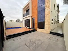 Al-Haliyo 2, prime location, two floors, four master bedrooms, living room and hall with washrooms,