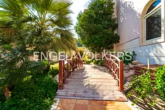 Uniquely Classic Villa | Premier Location | GCC