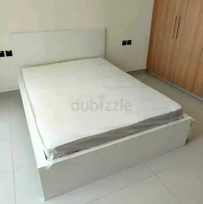 IKEA malam double‑size bed (140 × 200 cm) with 2 storage drawers underneath and an IKEA mattress ✨