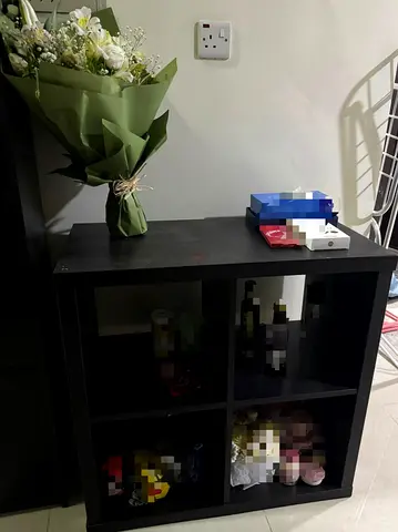 4 Shelf unit ikea