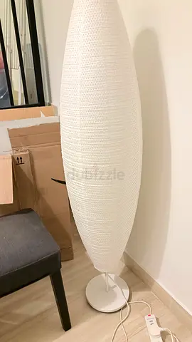 Floor lamp